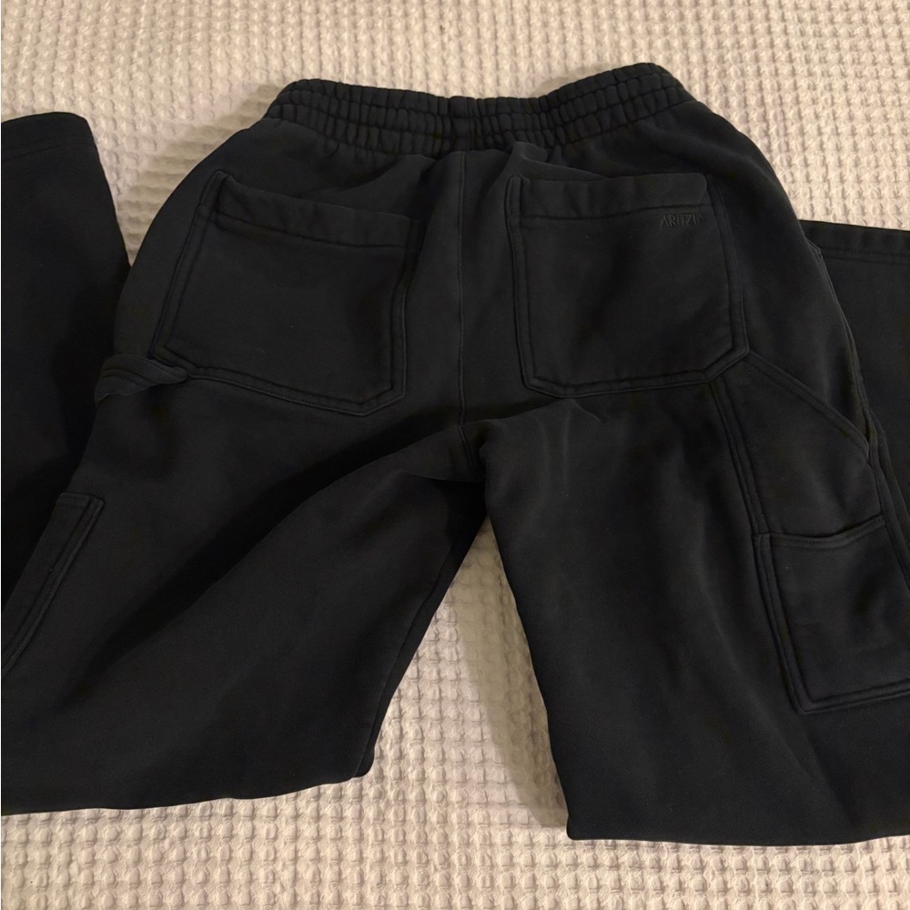 Aritzia Black Cargo Jogger Pants